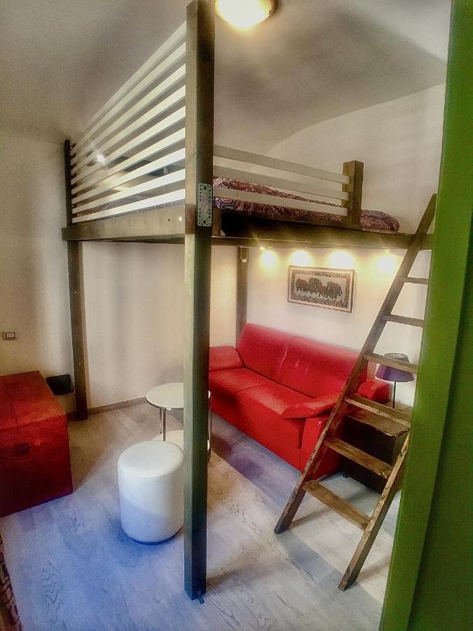 Appartamento In Tranquillo Borgo Vicino Al Centro Turijn Buitenkant foto